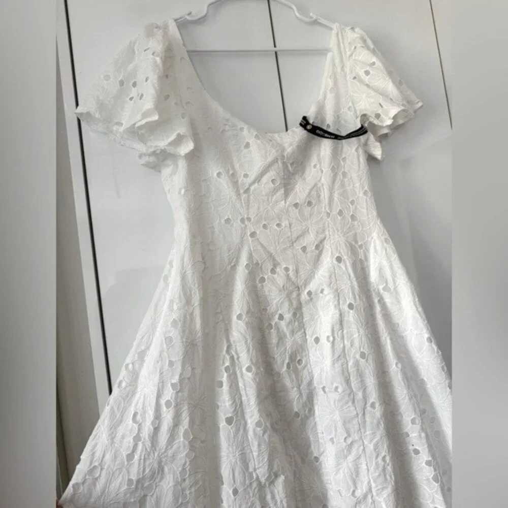 NWT Size XL - Extro&Vert Ada Flutter-Sleeve Broderie Midi Dress (NWT US$ 123) - Picture 10 of 16